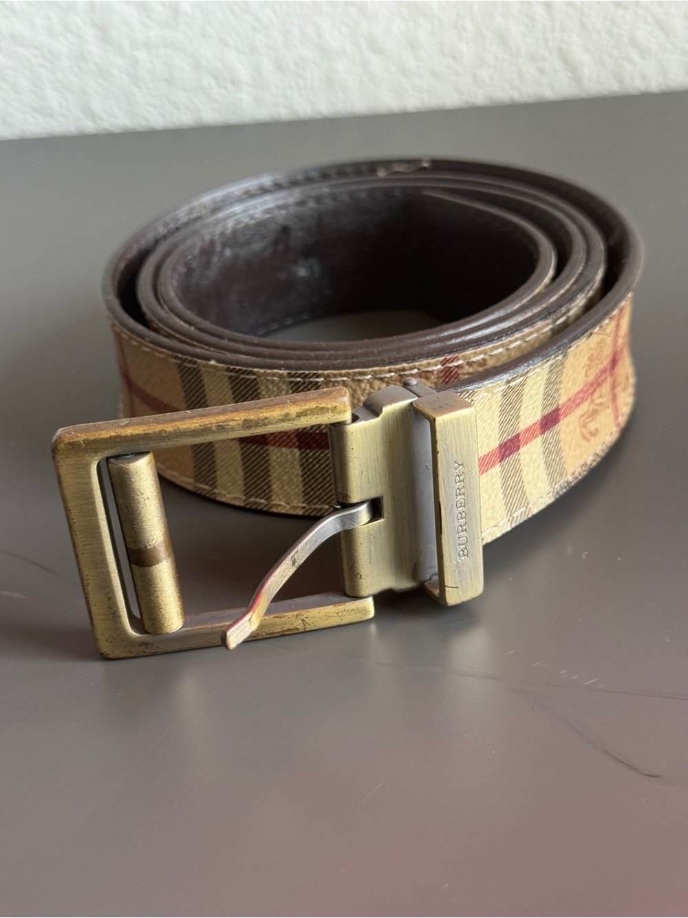 Burberry Beige Check & Red Accent Men’s Leather-Trim Belt
